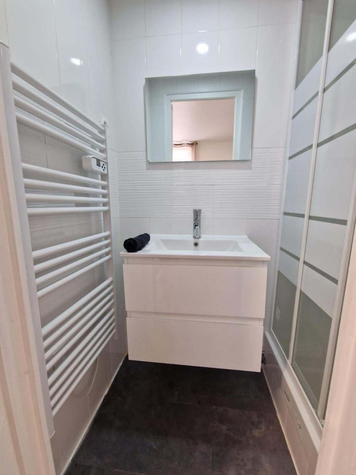 Appartement Hyper Centre Cosy Avec Balcon 沙托丹 外观 照片