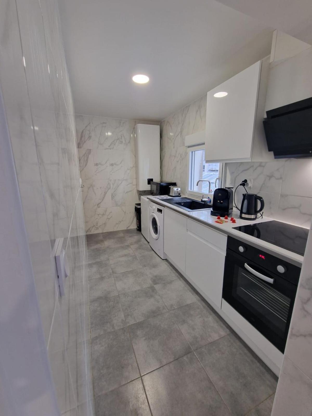Appartement Hyper Centre Cosy Avec Balcon 沙托丹 外观 照片